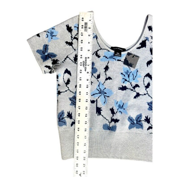 Club Manaco Women M Floral Jacquard Tee Sweater Blue/Gray 100% Wool $129 NWT - Picture 6 of 8